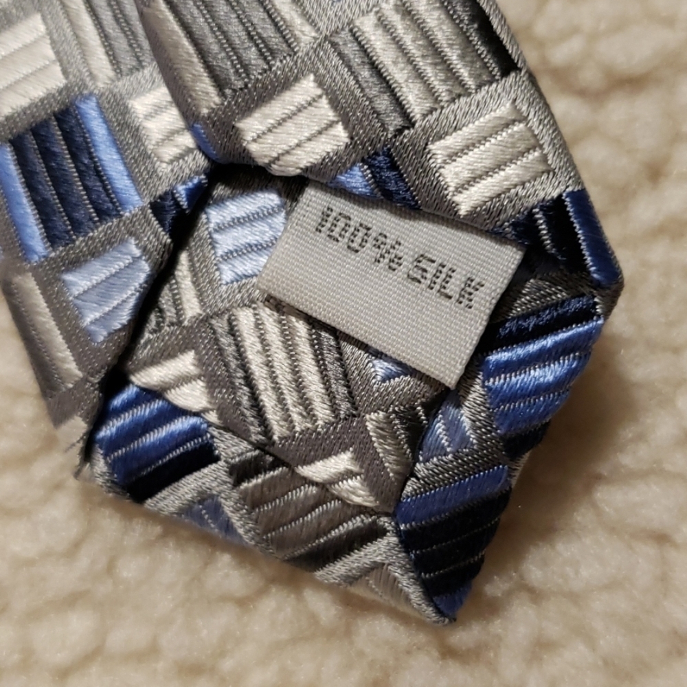 100% silk Burma Bibas tie - Picture 5 of 5